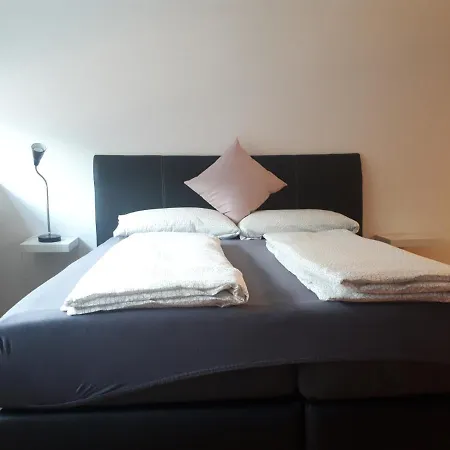 Daire Central Apartment Nuernberg